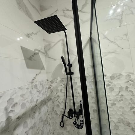Bkjd 2 Bedrooms Tema Εξωτερικό φωτογραφία