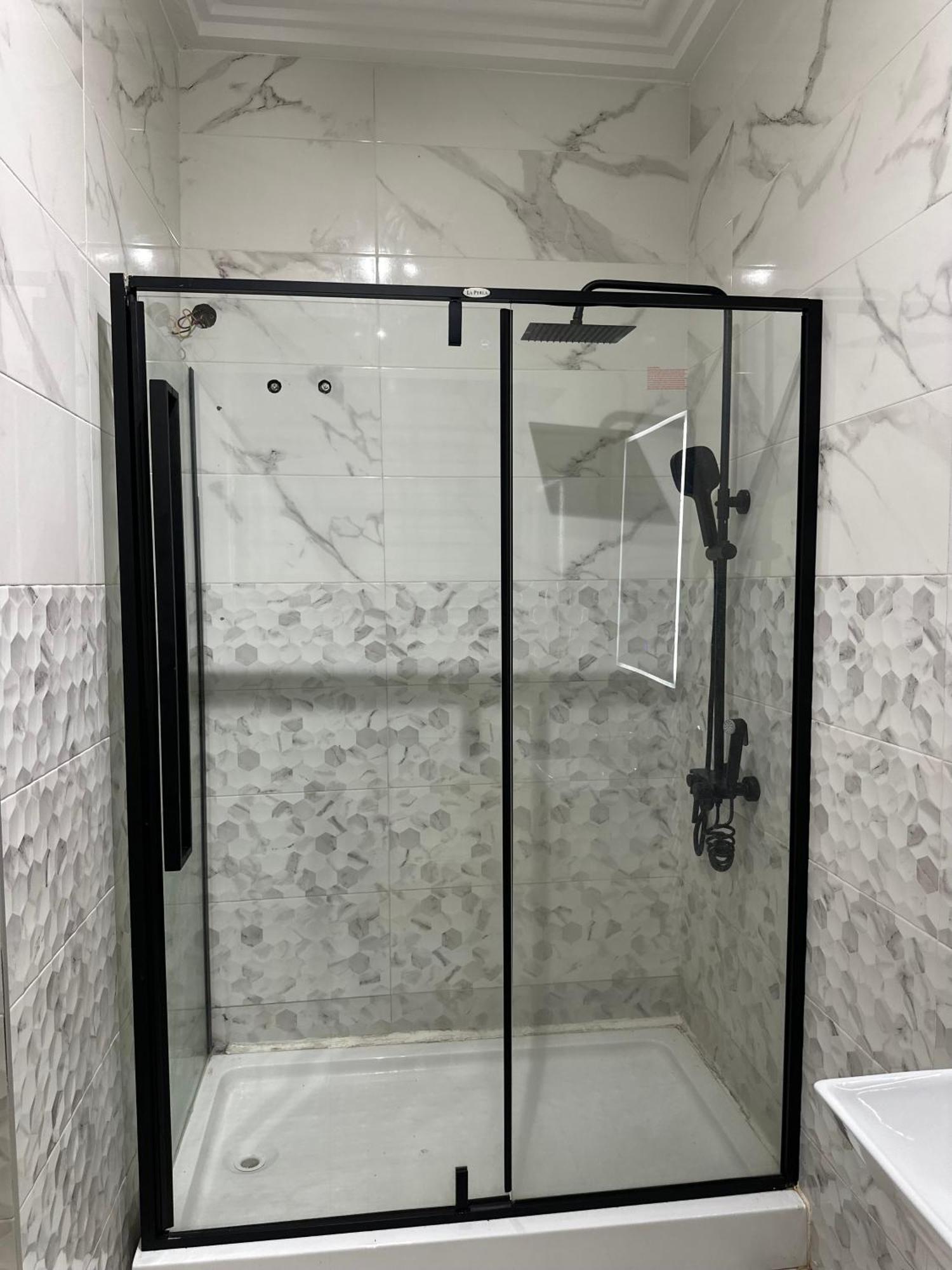 Bkjd 2 Bedrooms Tema Εξωτερικό φωτογραφία